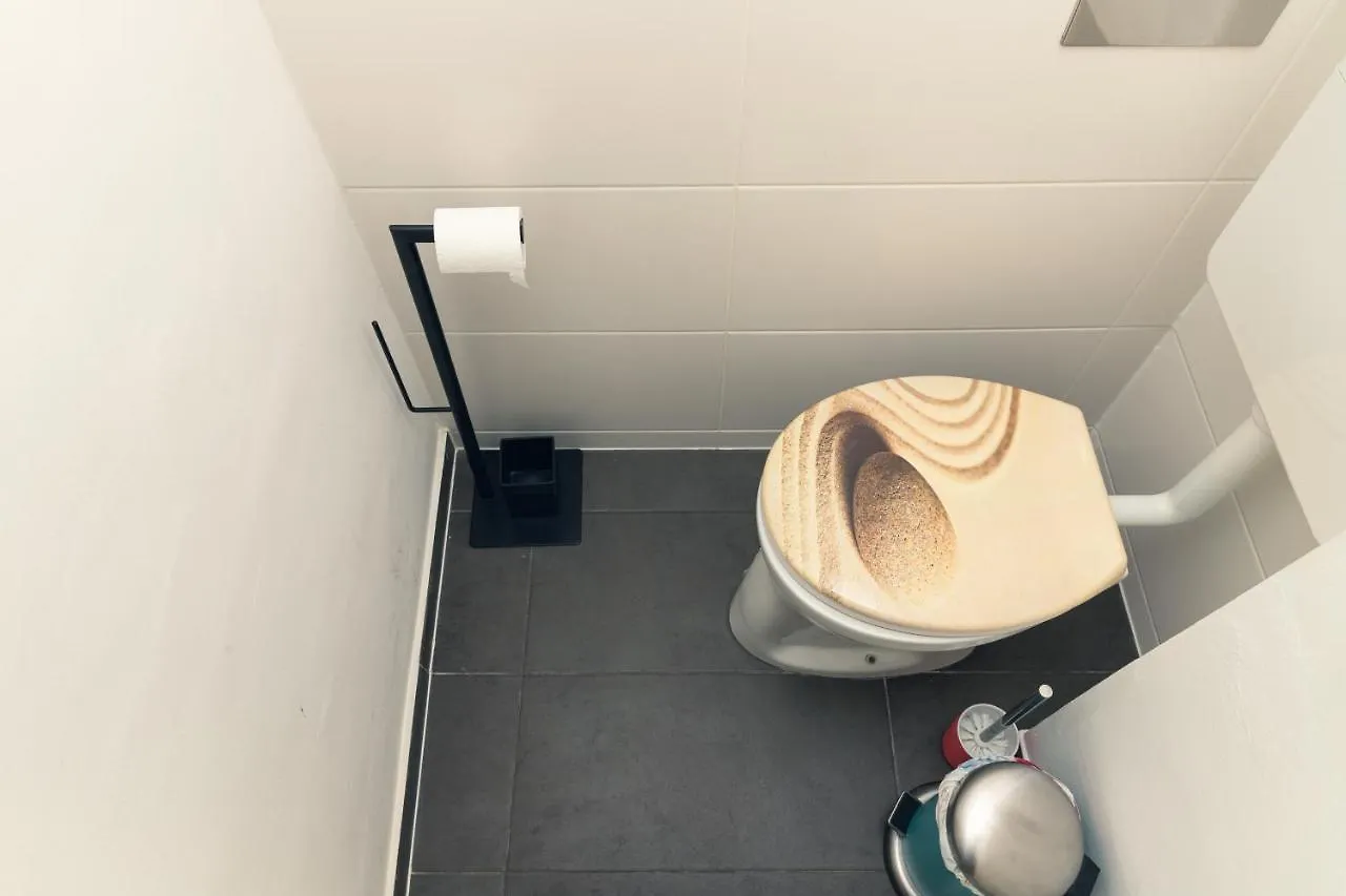 Milky Way Top Floor 2-Bedroom Apartment Air Condition Vienna